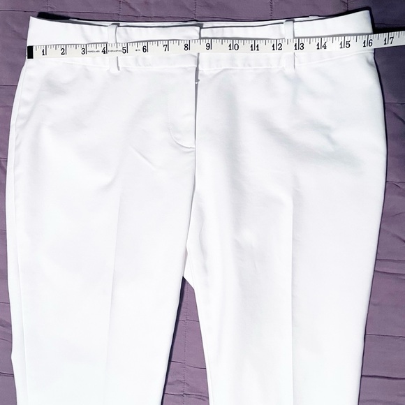 Ann Taylor White Crop Pants Petite Size 8P - Picture 6 of 8